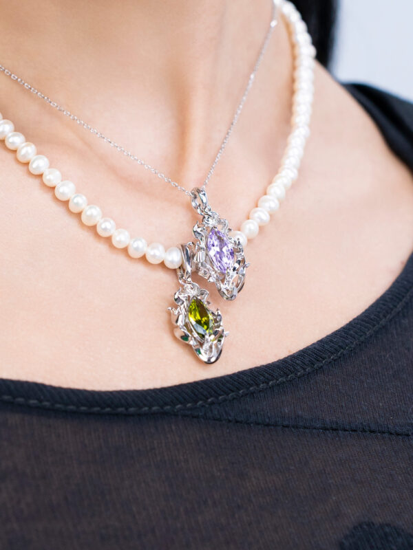 SCORCH LAVENDER GEM NECKLACE - Image 4