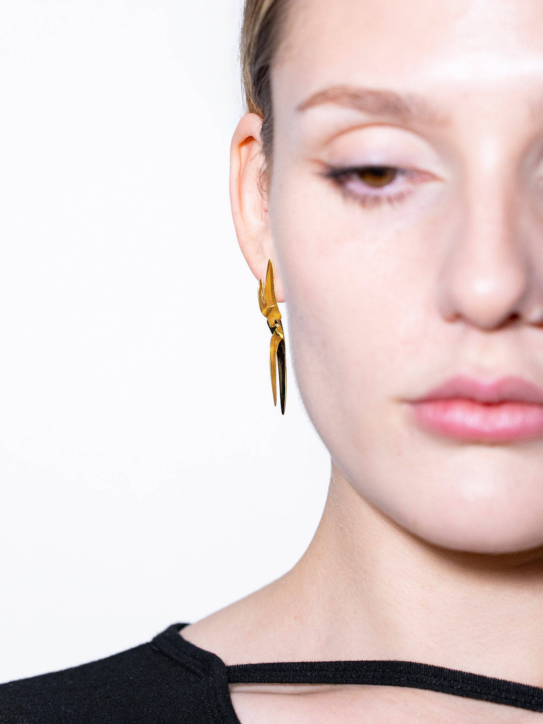 SAMTEN EARRINGS - GOLD VERMEIL - Image 3