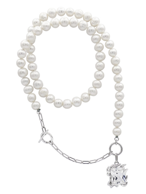 KYENAY PEARL NECKLACE WITH CLEAR GEM - Image 3