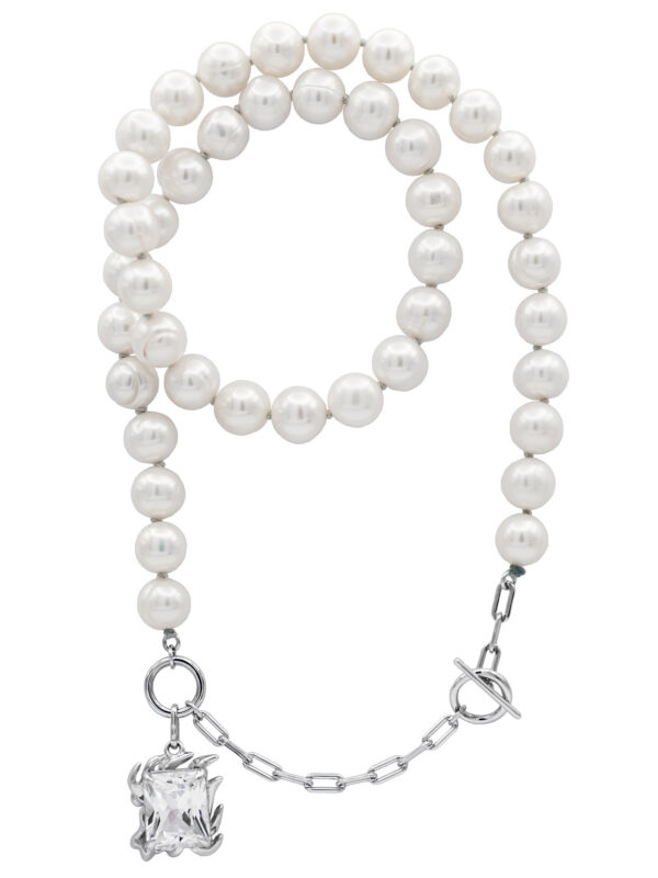 GRAND KYENAY PEARL NECKLACE WITH CLEAR GEM