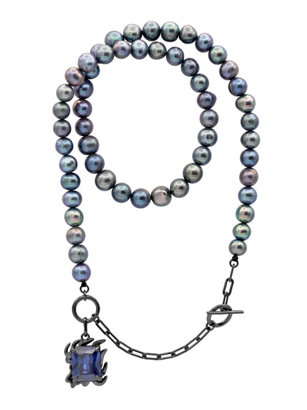 ORPHEUS BLACK PEARL NECKLACE WITH MIDNIGHT BLUE GEM - Image 3