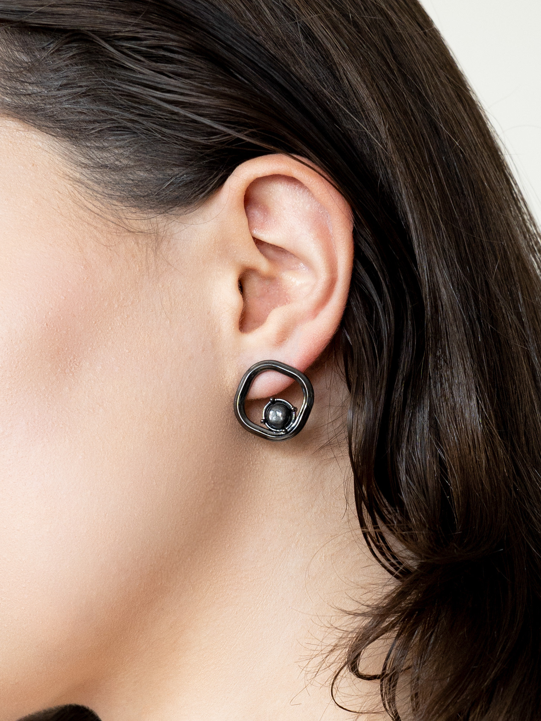 POLAR CHROME – BLACK VERMEIL - Image 4