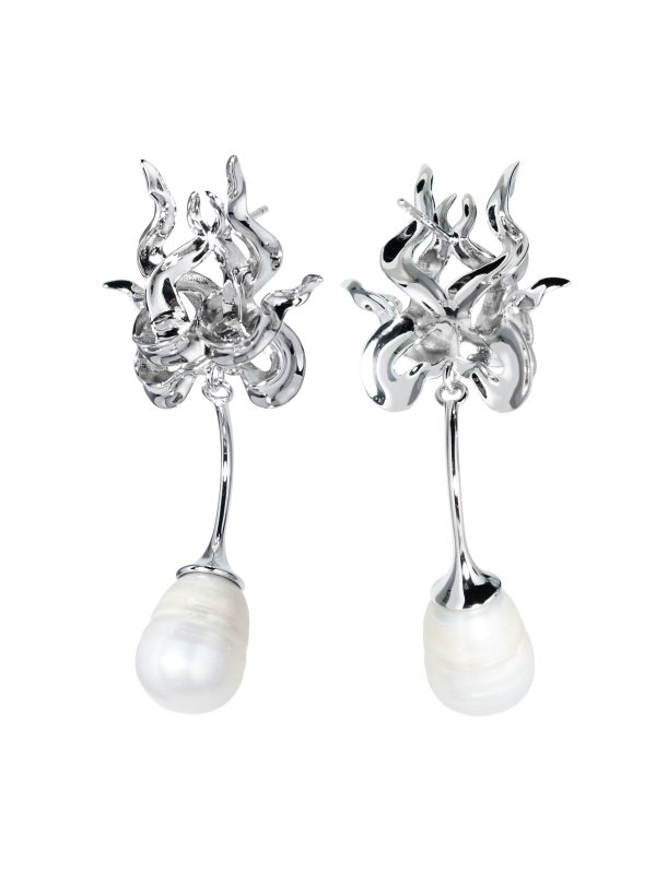 LAMBENT PEARL DROP EARRINGS – RHODIUM